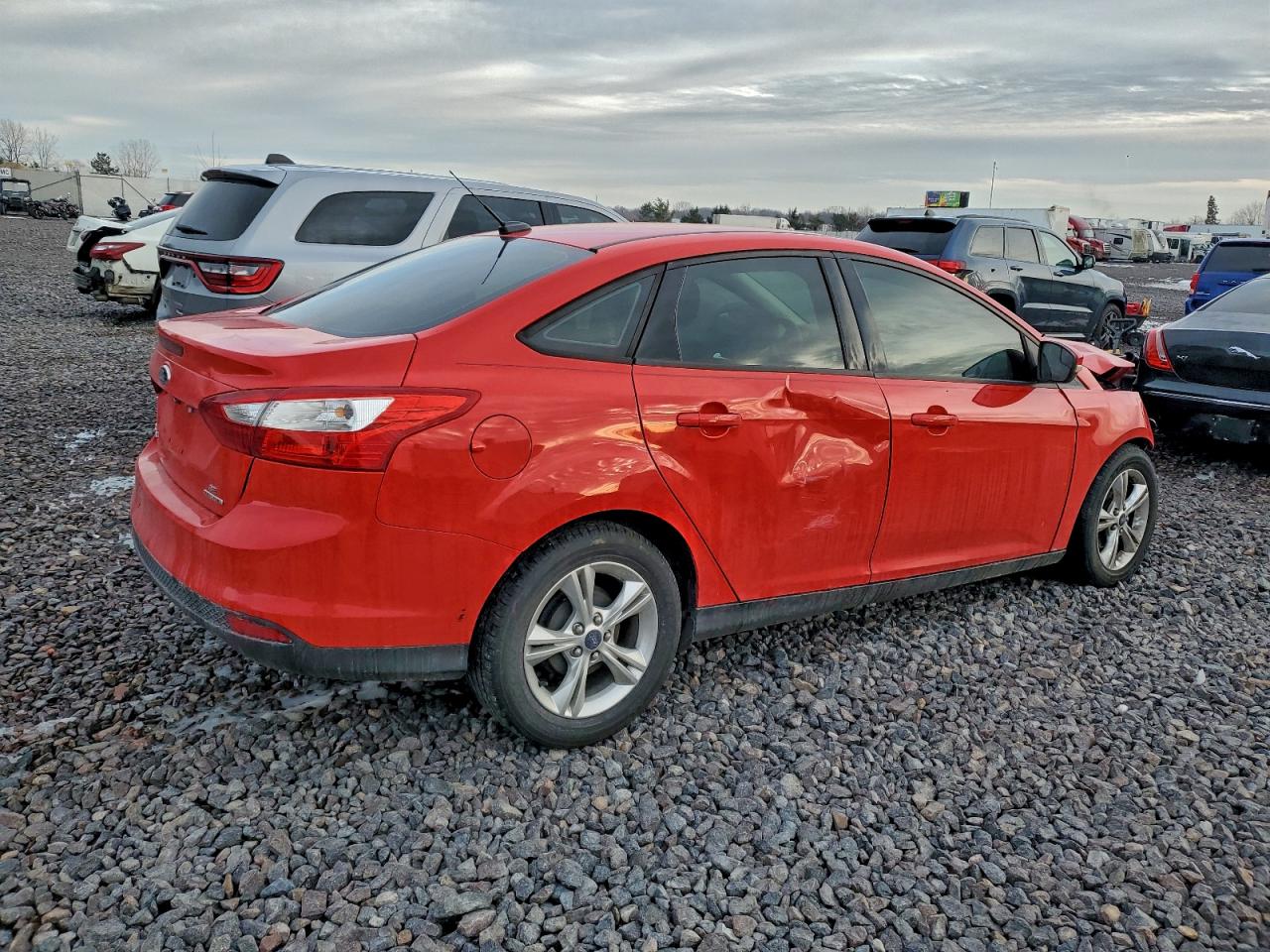 2013 FORD FOCUS SE photo 3
