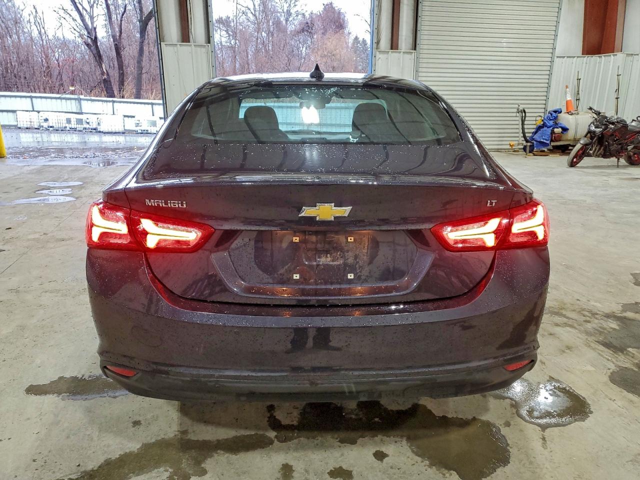 2022 CHEVROLET MALIBU LT photo 6