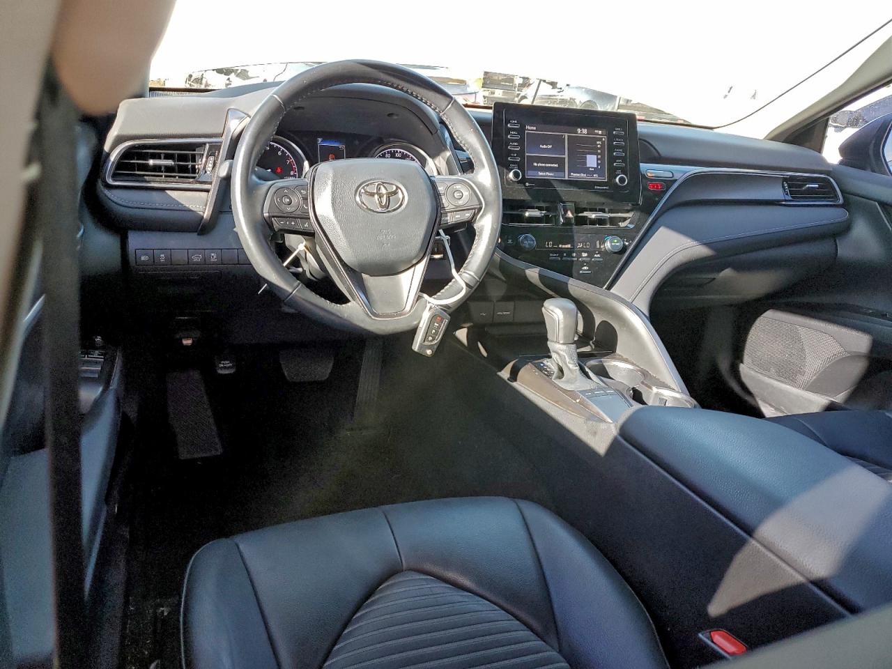 2022 TOYOTA CAMRY SE photo 8
