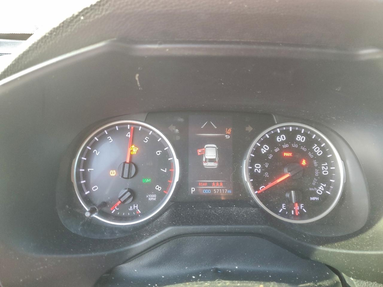 2019 TOYOTA RAV4 XLE photo 25