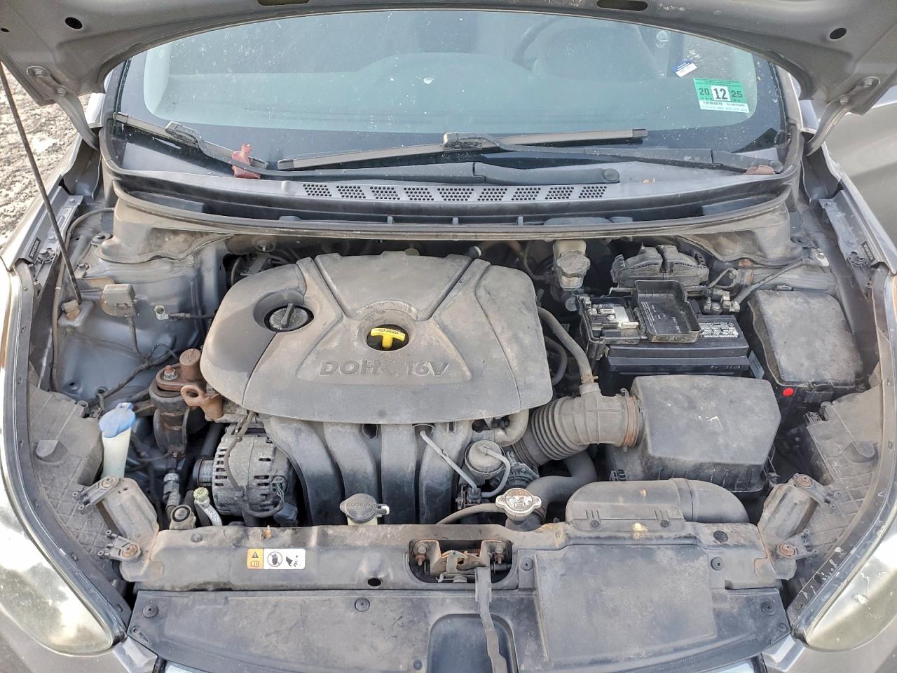 2013 HYUNDAI ELANTRA photo 11