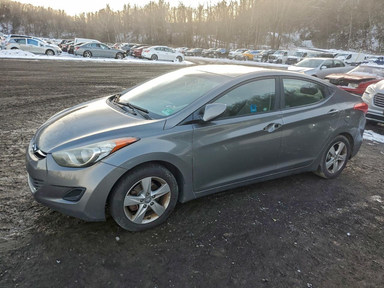 2013 HYUNDAI ELANTRA