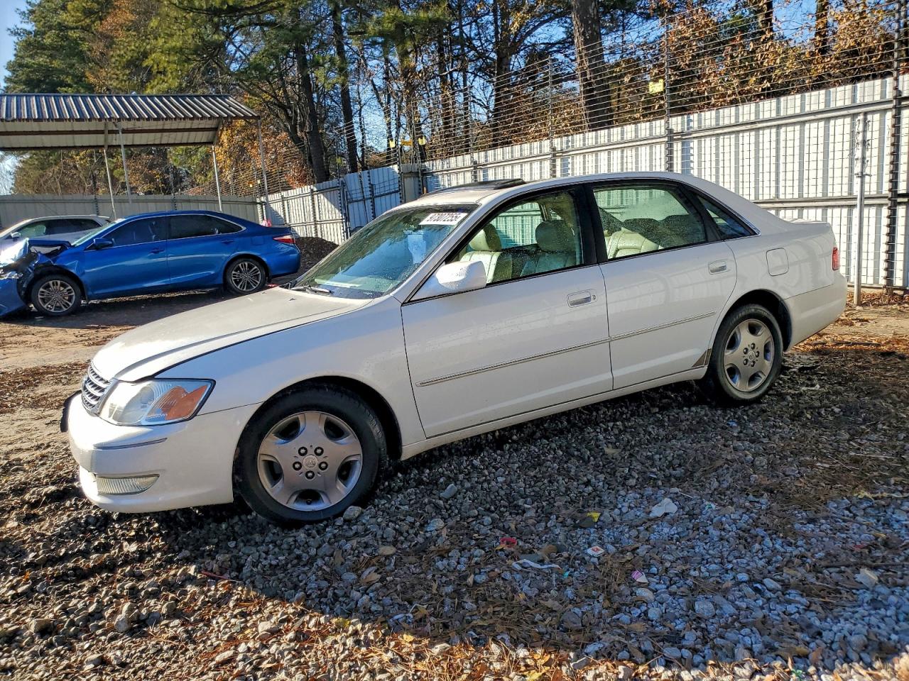 2003 TOYOTA AVALON