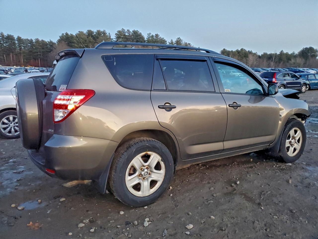 2011 TOYOTA RAV4 photo 5