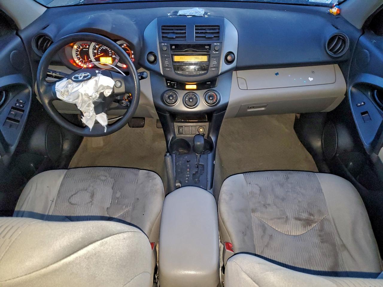 2011 TOYOTA RAV4 photo 15