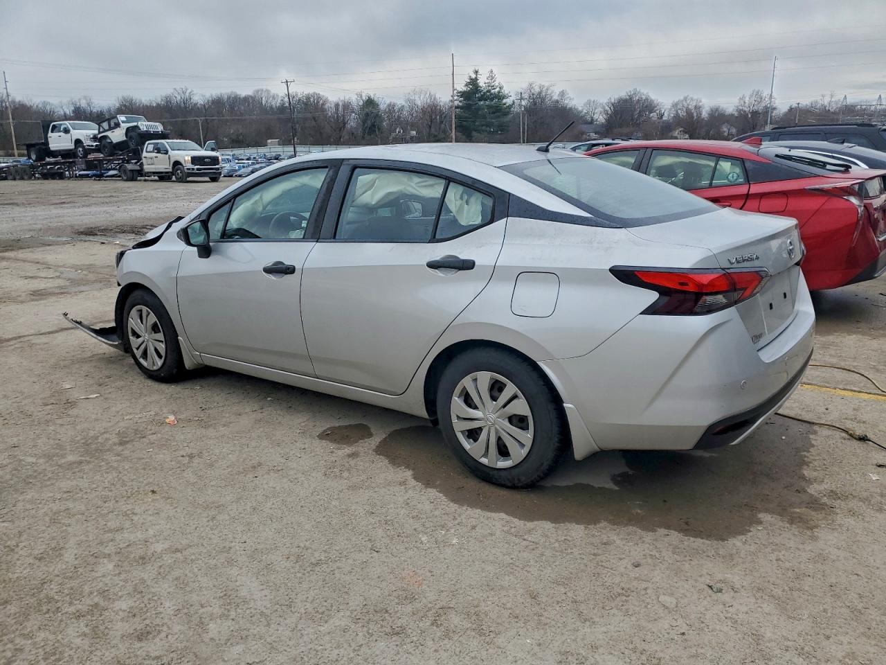2020 NISSAN VERSA S photo 3