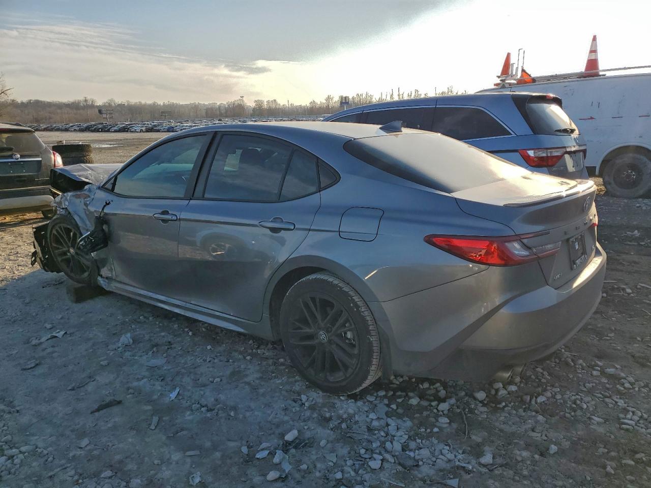 2026 TOYOTA CAMRY XSE photo 3