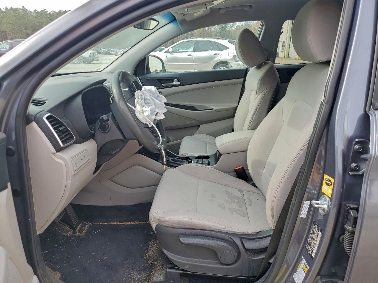 2021 HYUNDAI TUCSON SE photo 7
