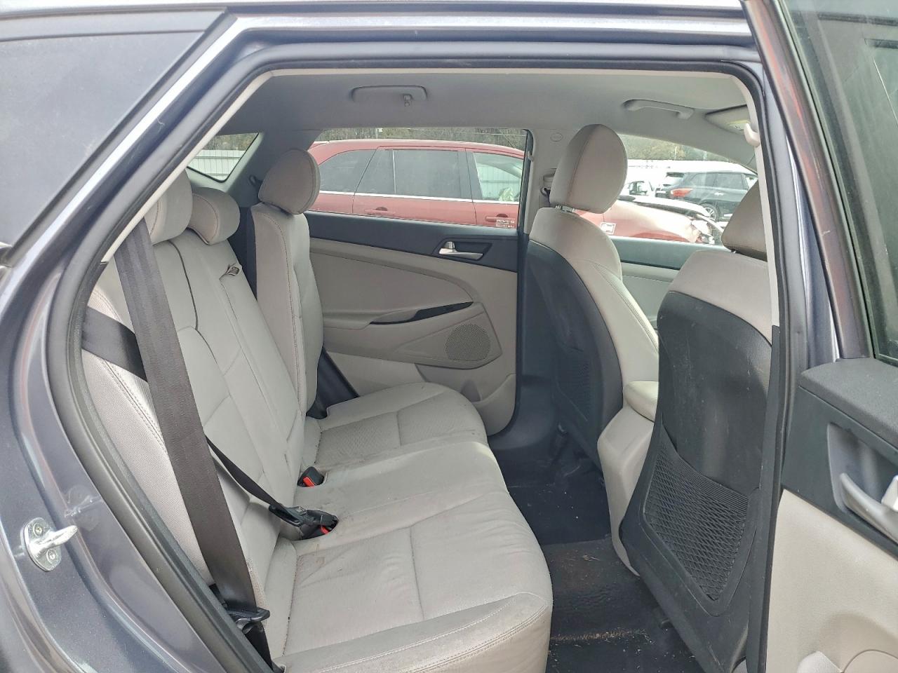 2021 HYUNDAI TUCSON SE photo 10