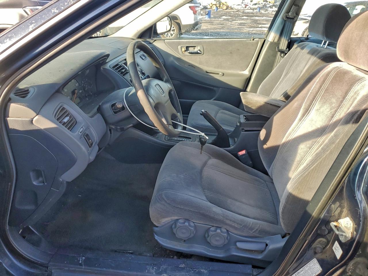 2000 HONDA ACCORD LX photo 7