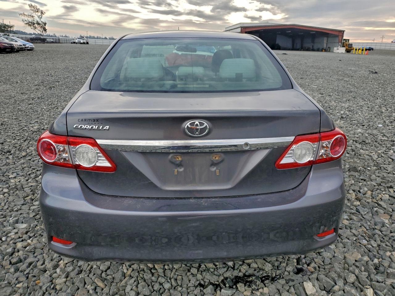 2011 TOYOTA COROLLA BASE photo 6