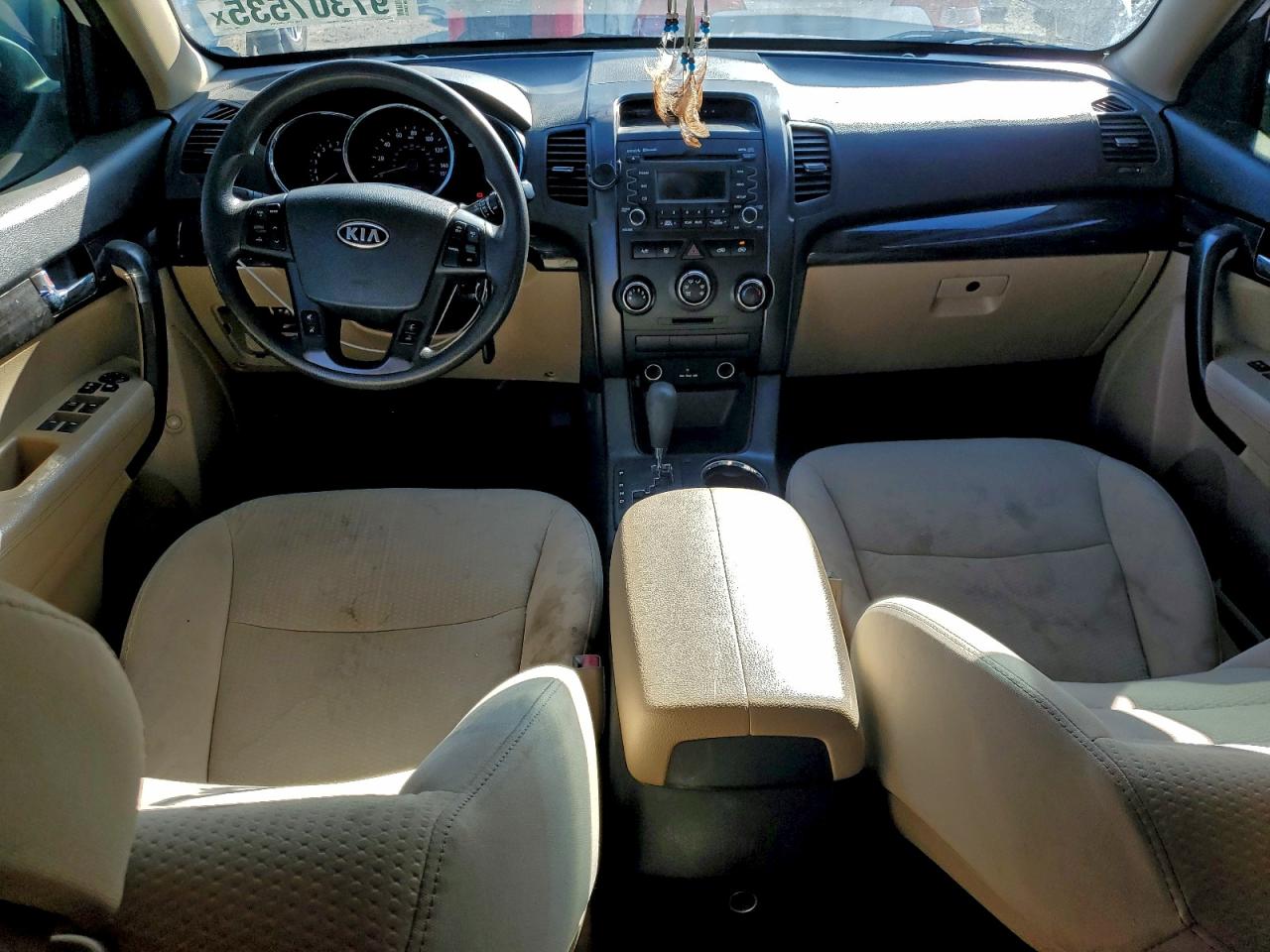 2013 KIA SORENTO LX photo 22