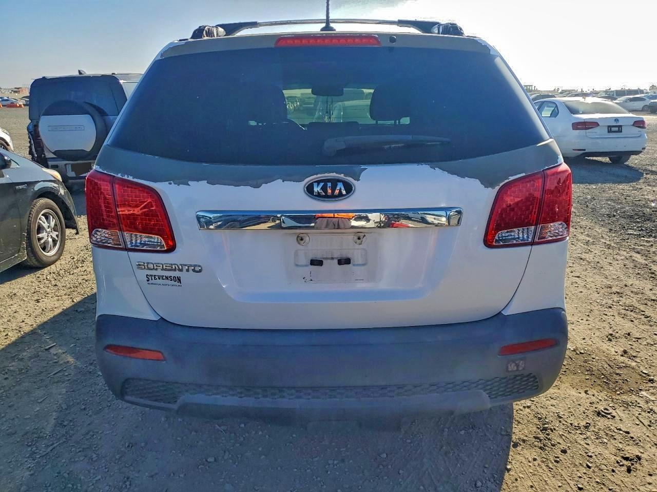 2013 KIA SORENTO LX photo 16
