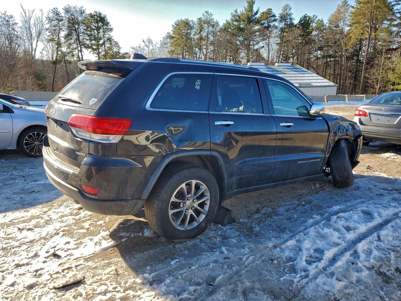 2015 JEEP GRAND CHEROKEE LIMITED photo 3