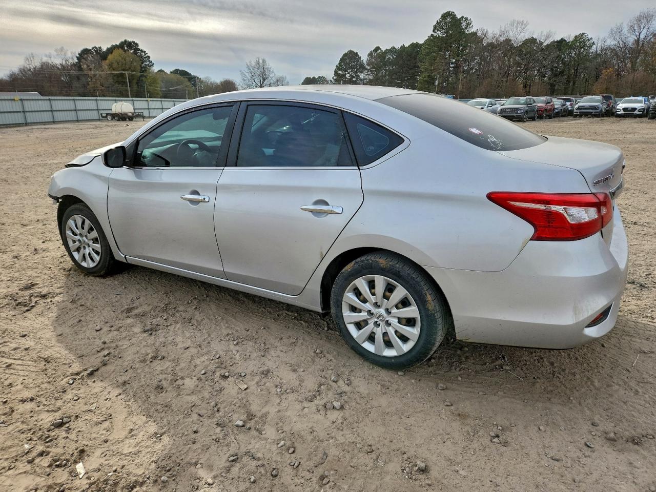2019 NISSAN SENTRA S photo 2