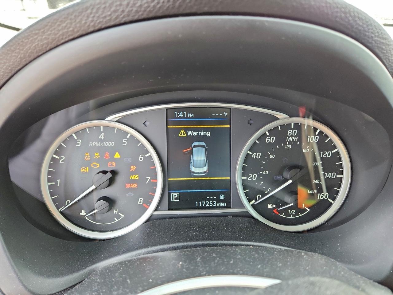 2019 NISSAN SENTRA S photo 9