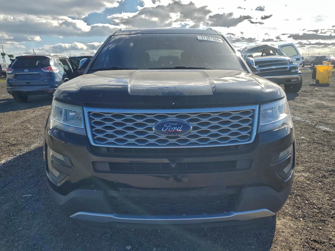 2017 FORD EXPLORER PLATINUM photo 13