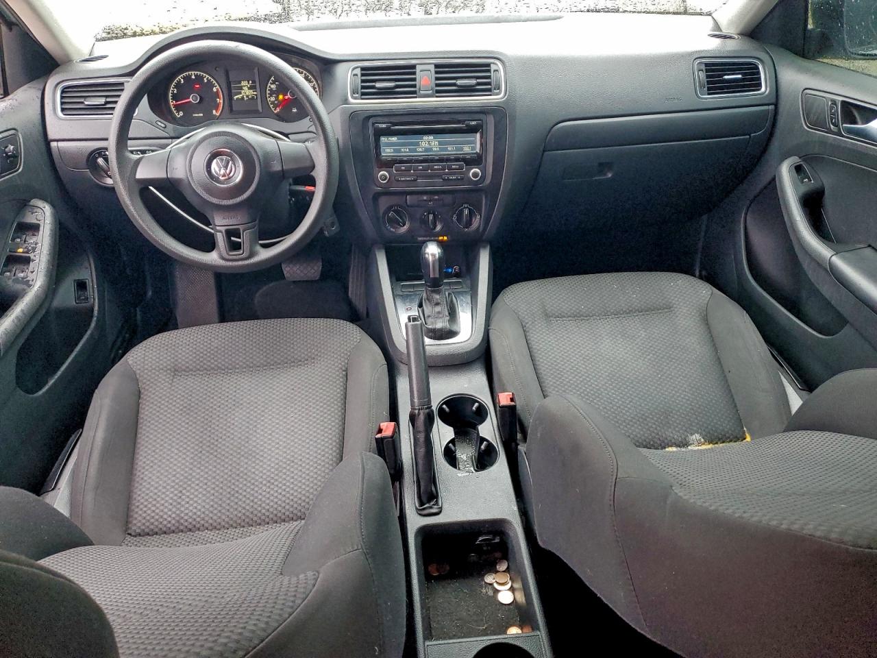 2013 VOLKSWAGEN JETTA BASE photo 8