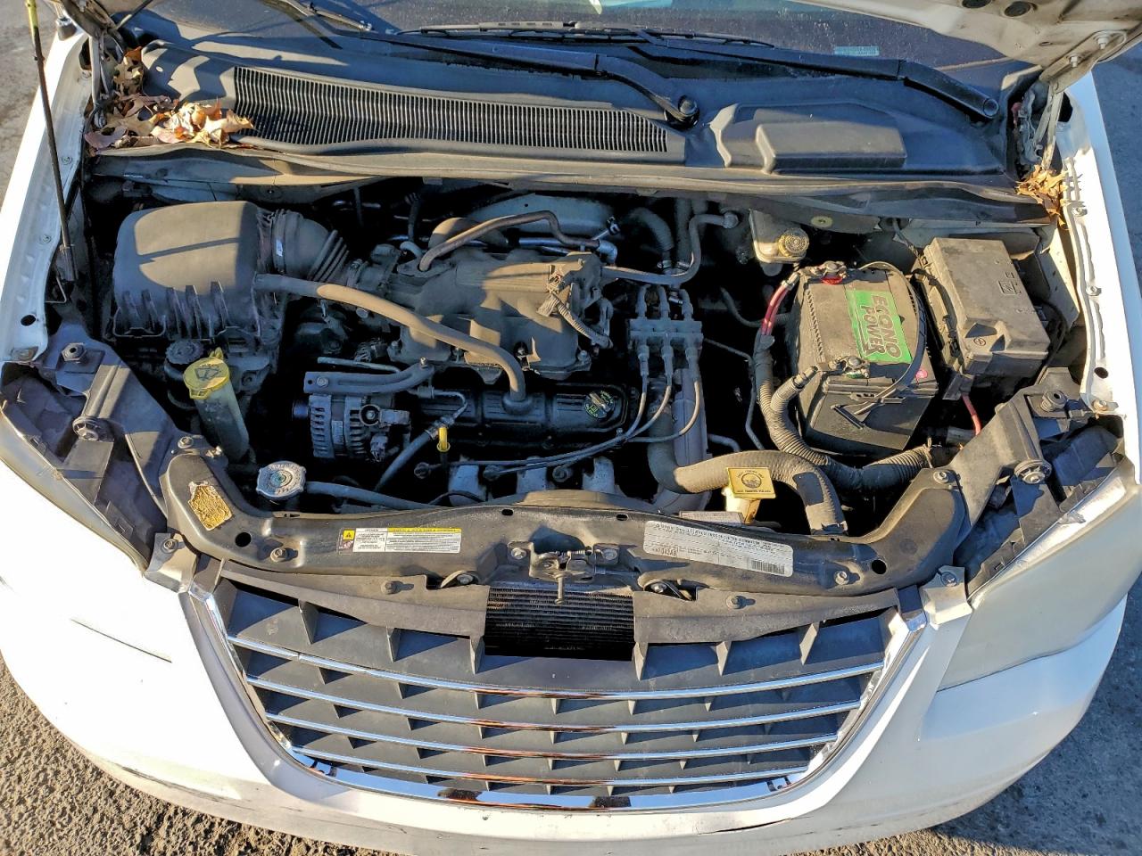 2010 CHRYSLER TOWN & COUNTRY TOURING photo 23