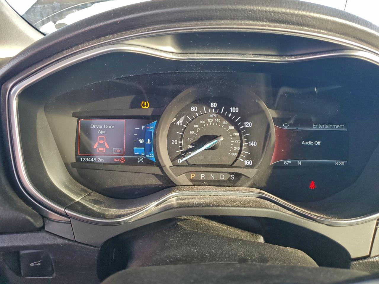 2017 FORD FUSION SE photo 9
