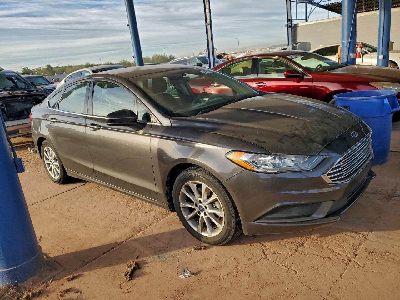 2017 FORD FUSION SE photo 4