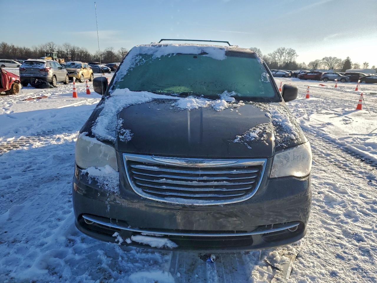 2012 CHRYSLER TOWN & COUNTRY TOURING photo 9