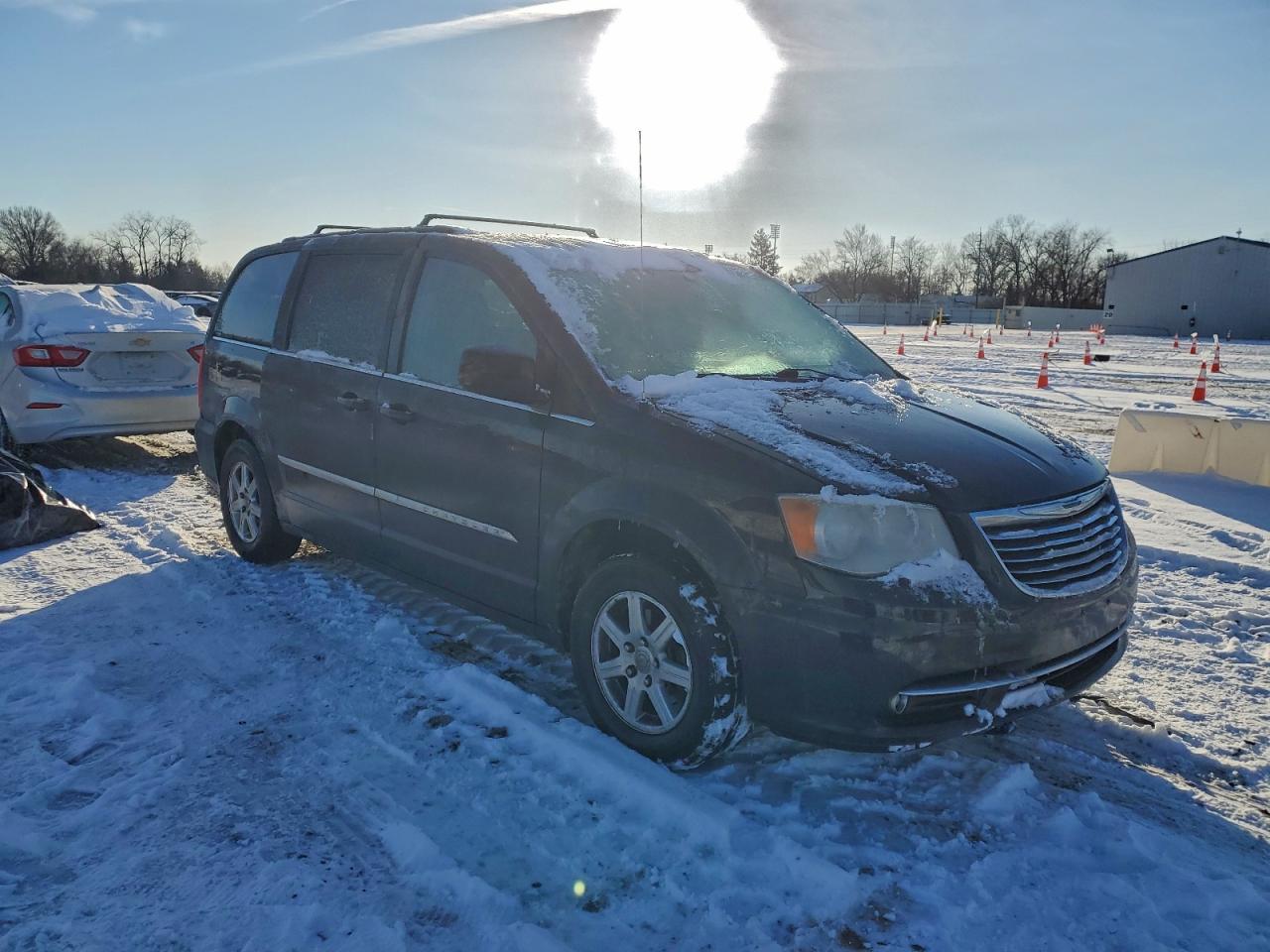2012 CHRYSLER TOWN & COUNTRY TOURING photo 7