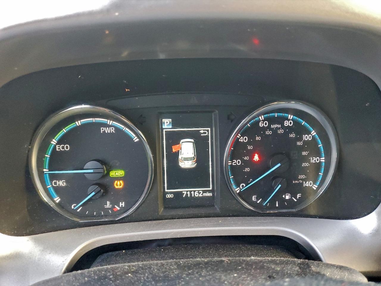 2016 TOYOTA RAV4 HV XLE photo 17