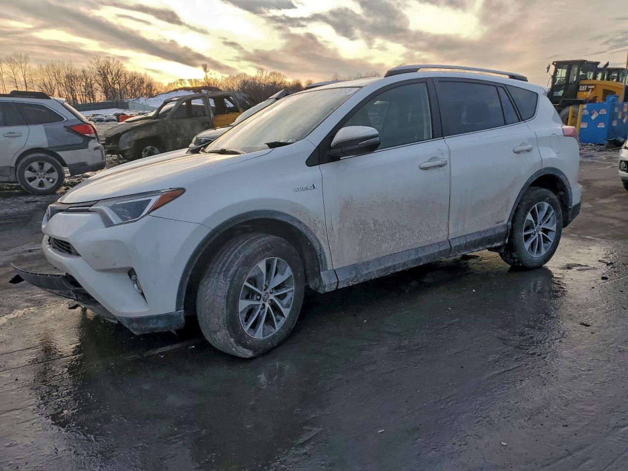 2016 TOYOTA RAV4 HV