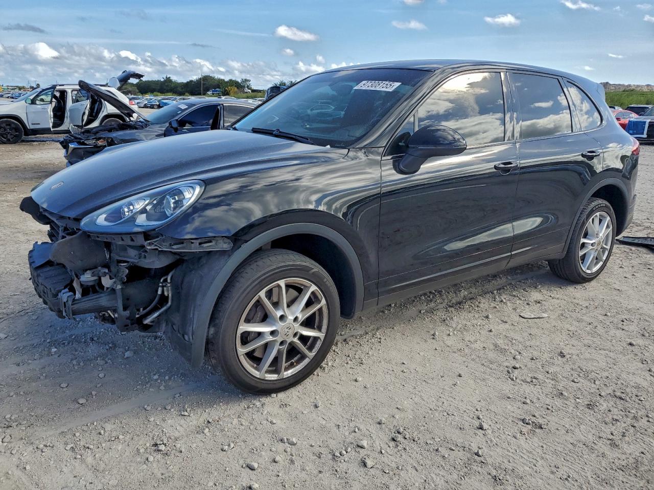 2016 PORSCHE CAYENNE