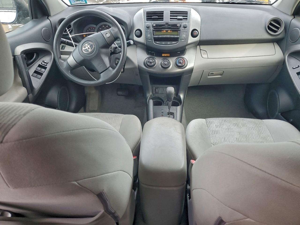 2010 TOYOTA RAV4 photo 8