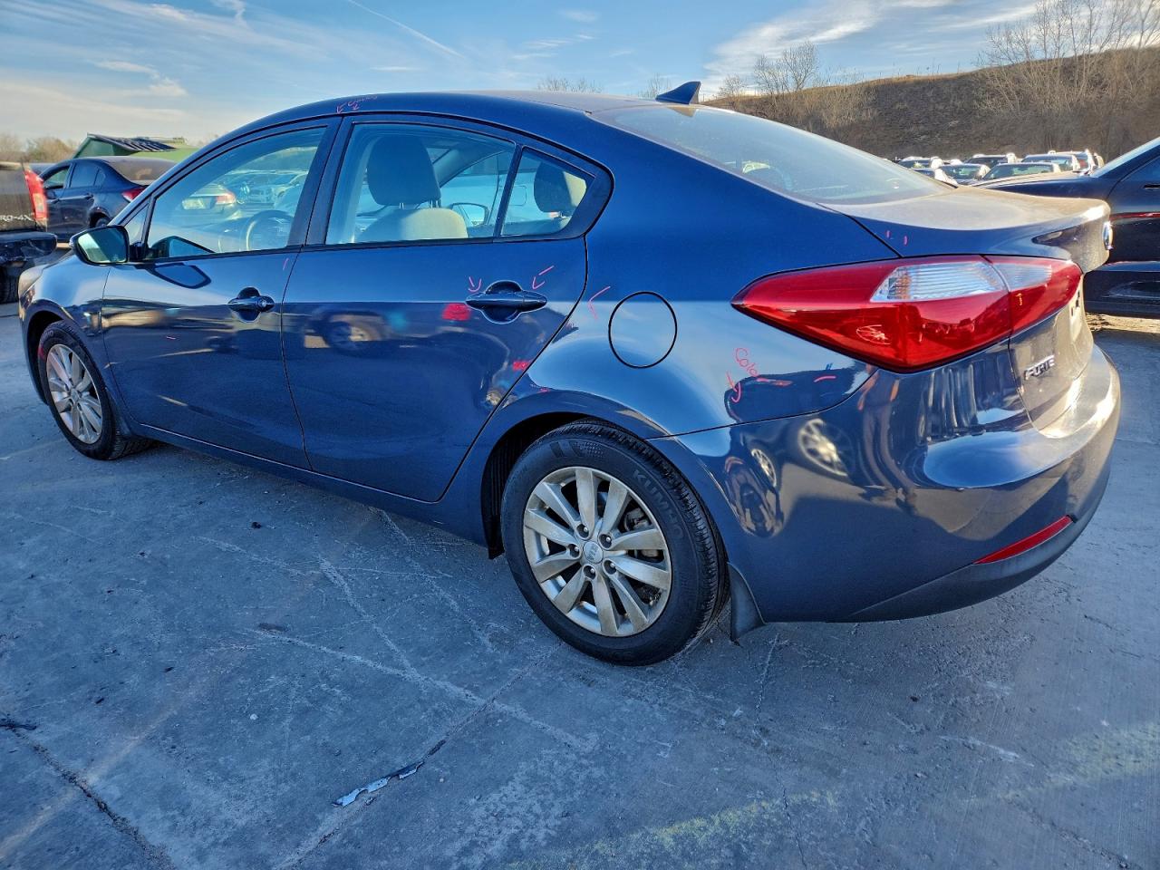 2015 KIA FORTE LX photo 2
