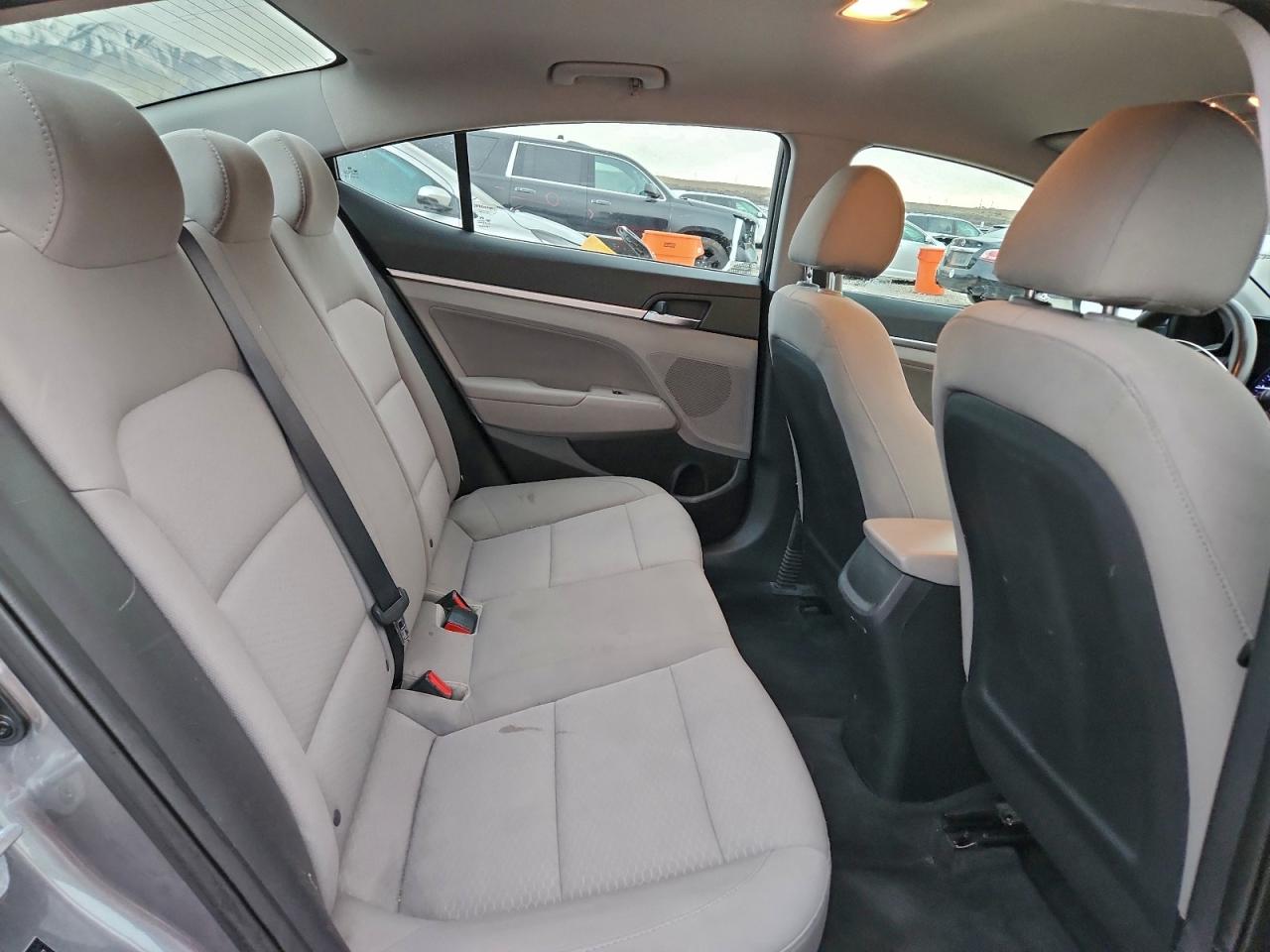 2019 HYUNDAI ELANTRA SEL photo 10