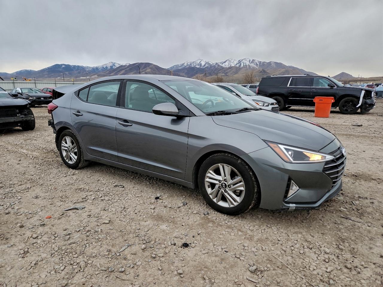 2019 HYUNDAI ELANTRA SEL photo 4