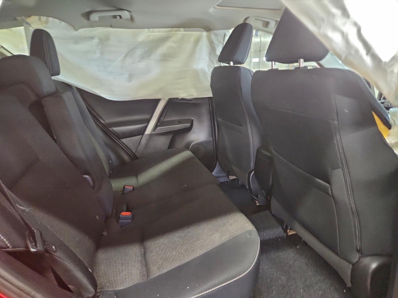 2016 TOYOTA RAV4 XLE photo 41