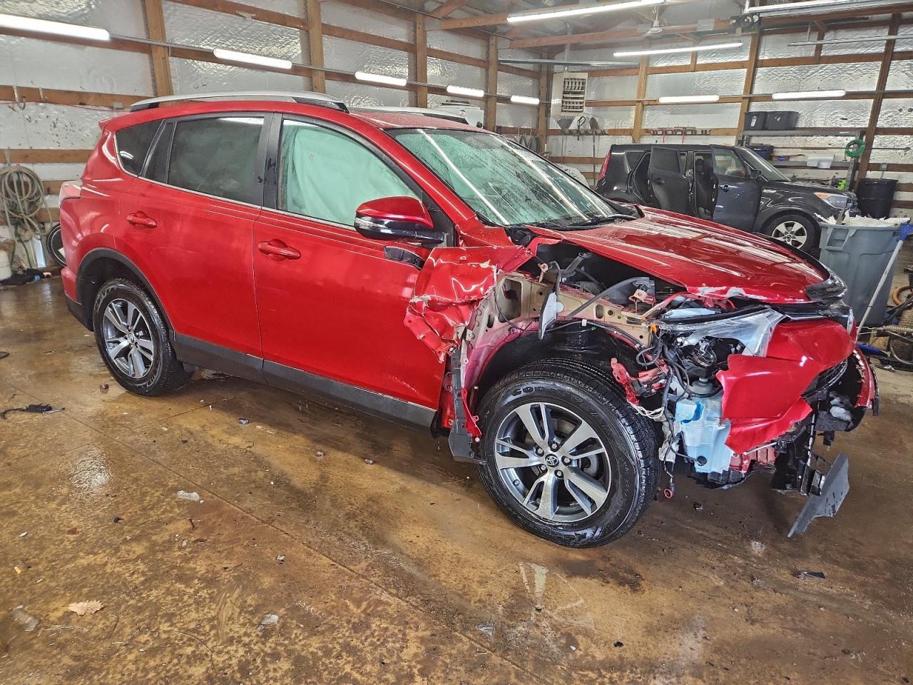 2016 TOYOTA RAV4 XLE photo 13