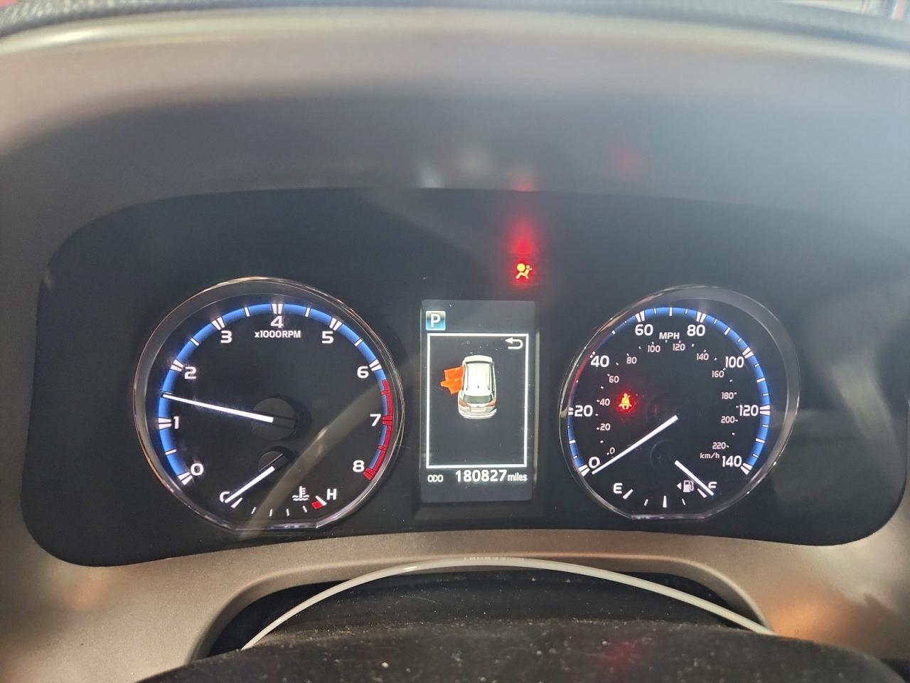 2016 TOYOTA RAV4 XLE photo 33