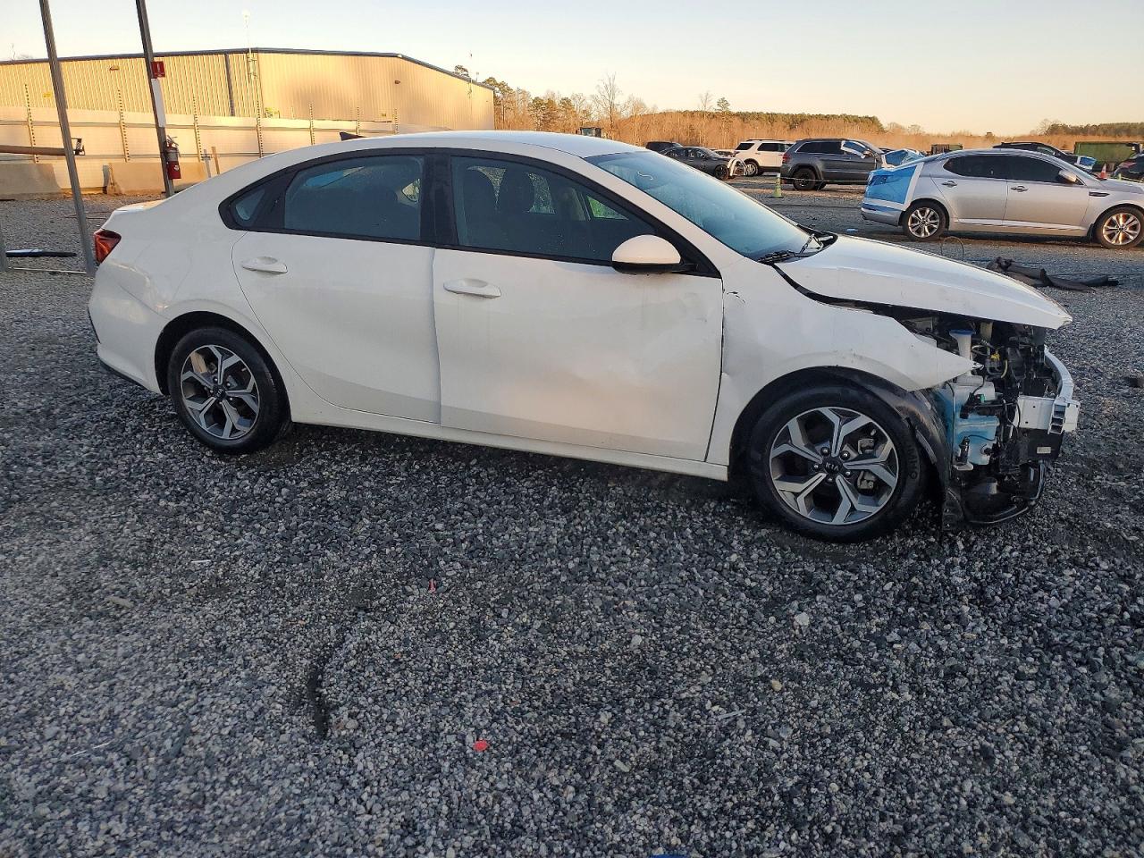 2021 KIA FORTE FE photo 10
