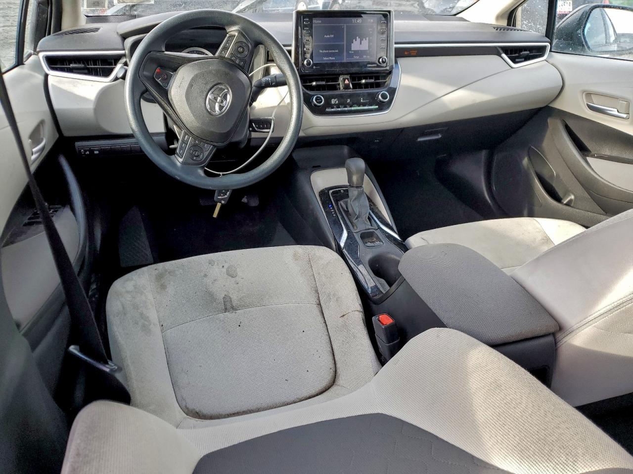 2021 TOYOTA COROLLA LE photo 8