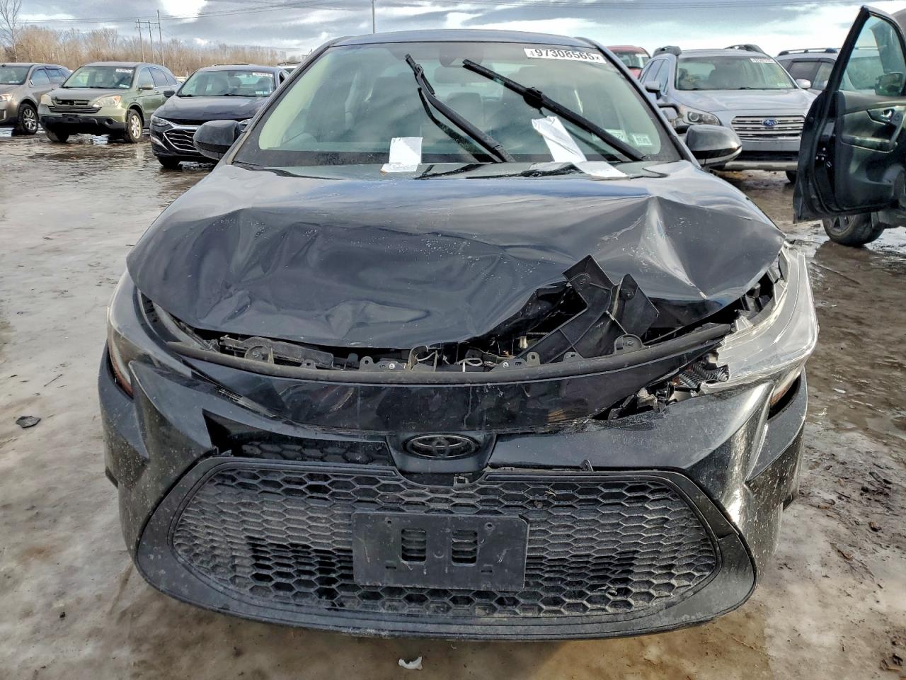 2021 TOYOTA COROLLA LE photo 5