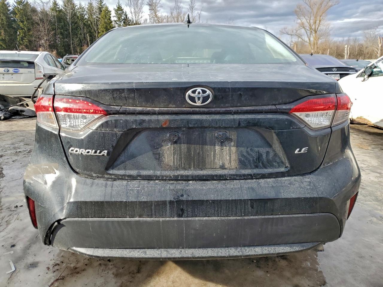 2021 TOYOTA COROLLA LE photo 6