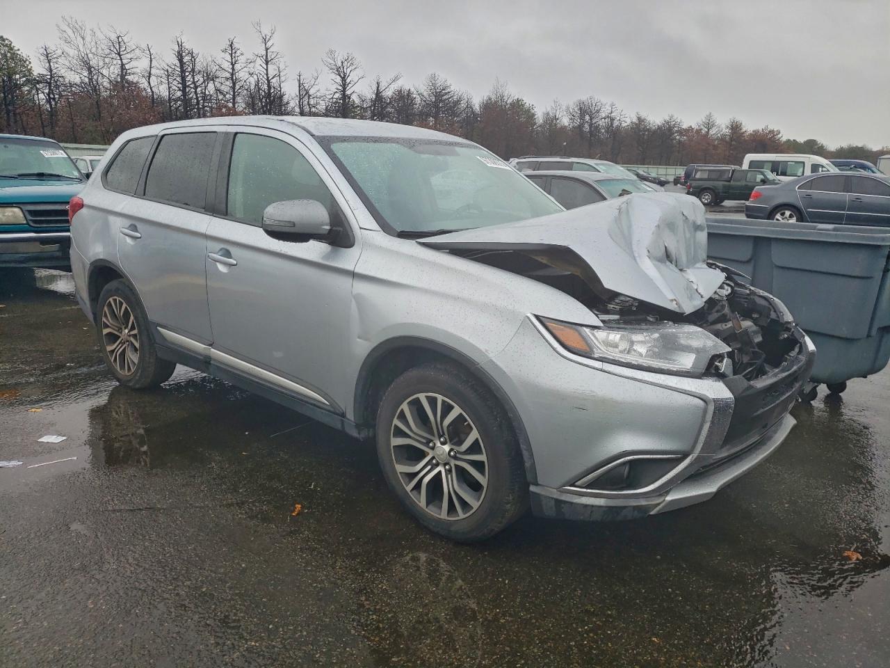 2017 MITSUBISHI OUTLANDER SE photo 4