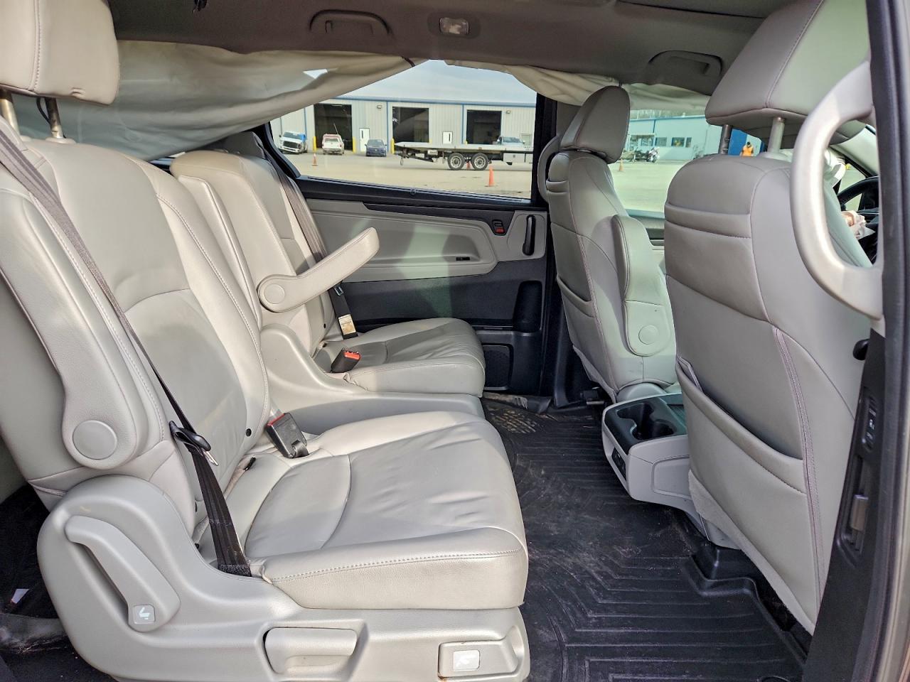 2019 HONDA ODYSSEY EXL photo 10