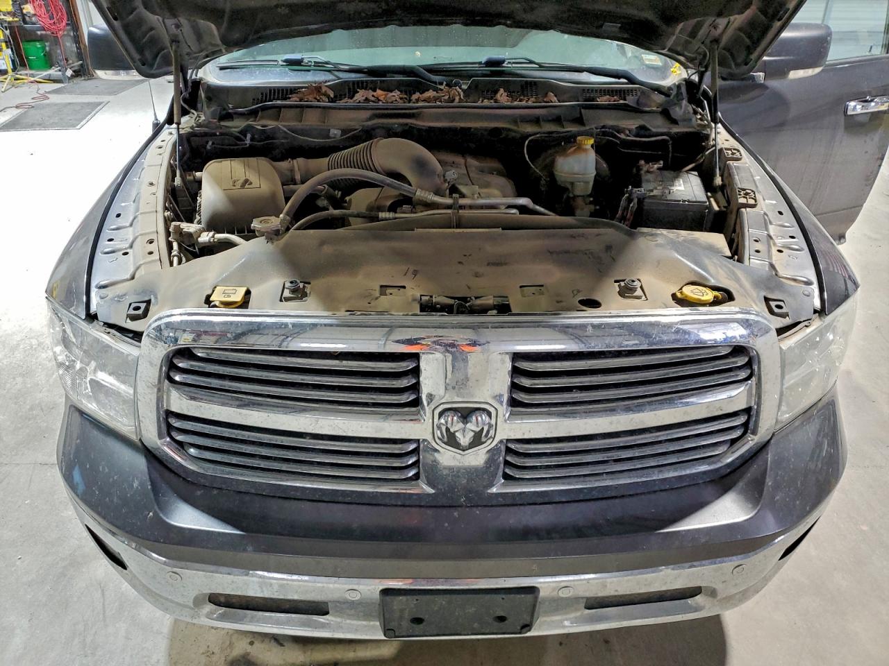 2016 RAM 1500 SLT photo 21