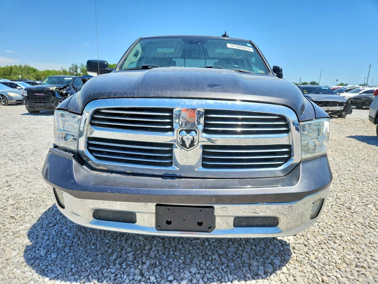 2016 RAM 1500 SLT photo 10