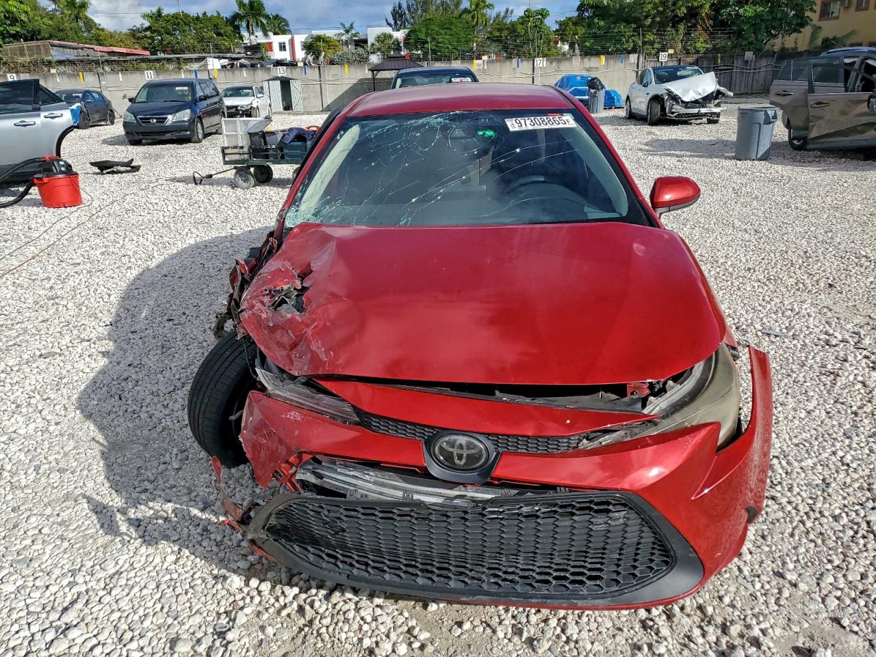2020 TOYOTA COROLLA LE photo 9