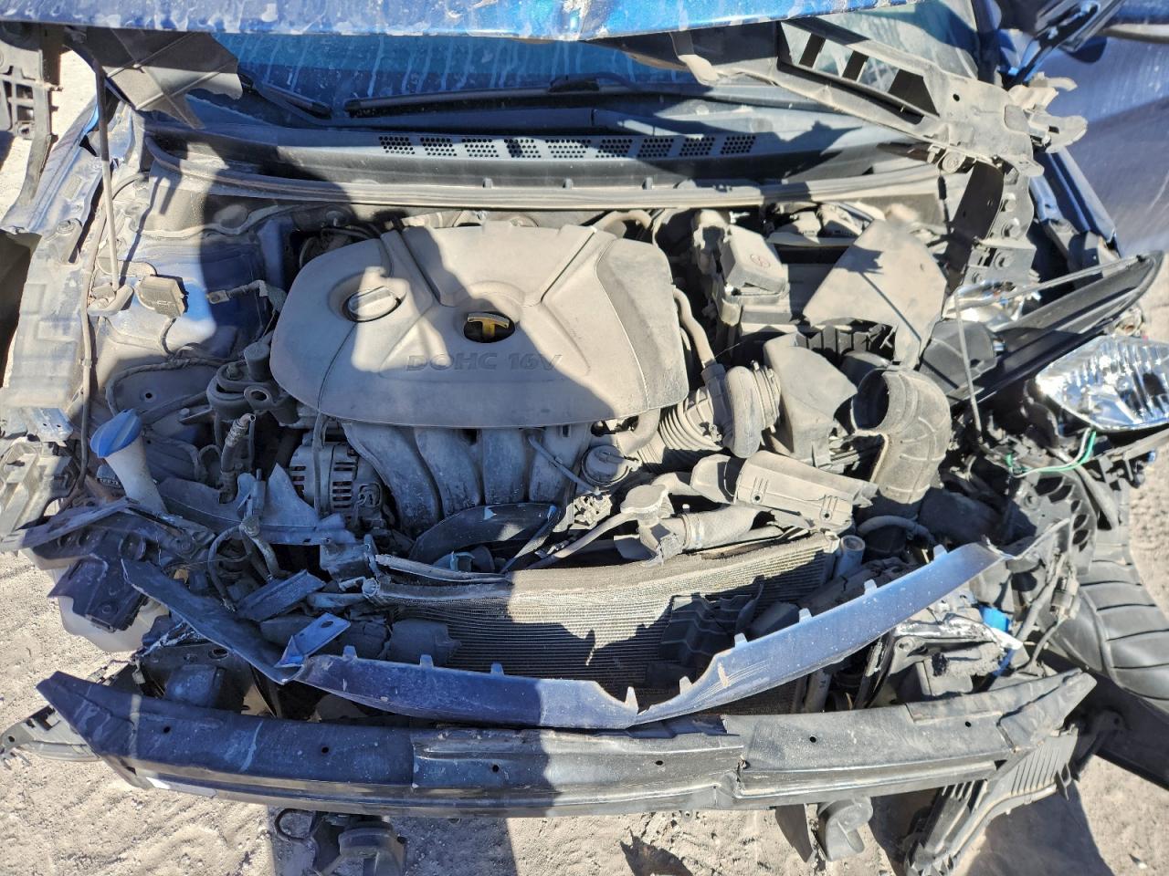 2016 HYUNDAI ELANTRA SE photo 11