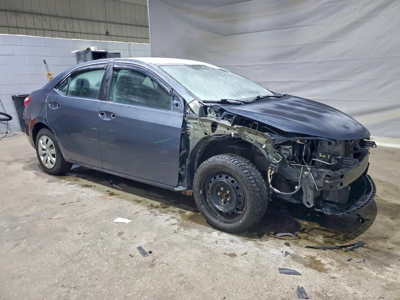 2015 TOYOTA COROLLA L photo 4