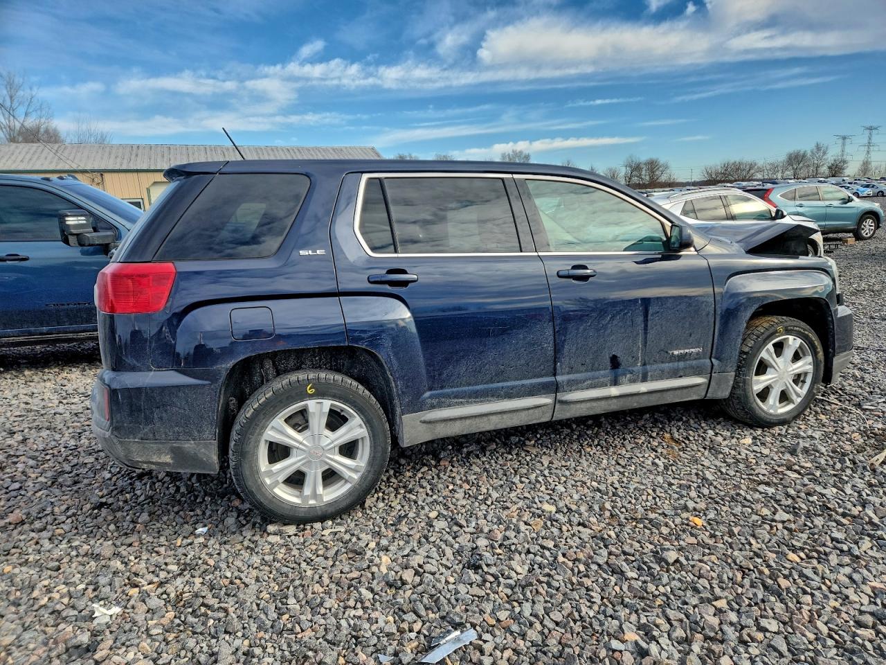 2017 GMC TERRAIN SLE photo 5