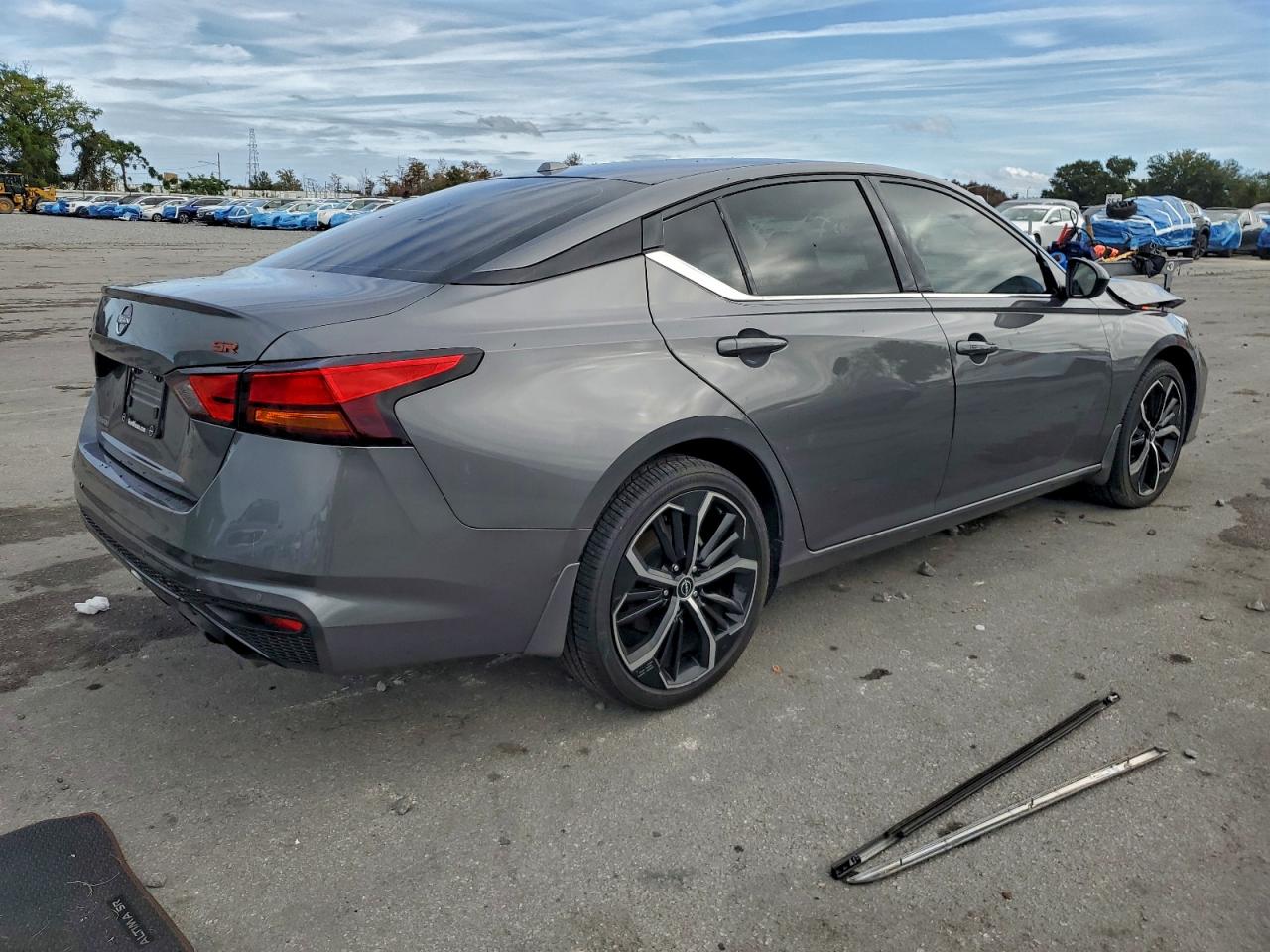 2024 NISSAN ALTIMA SR photo 5